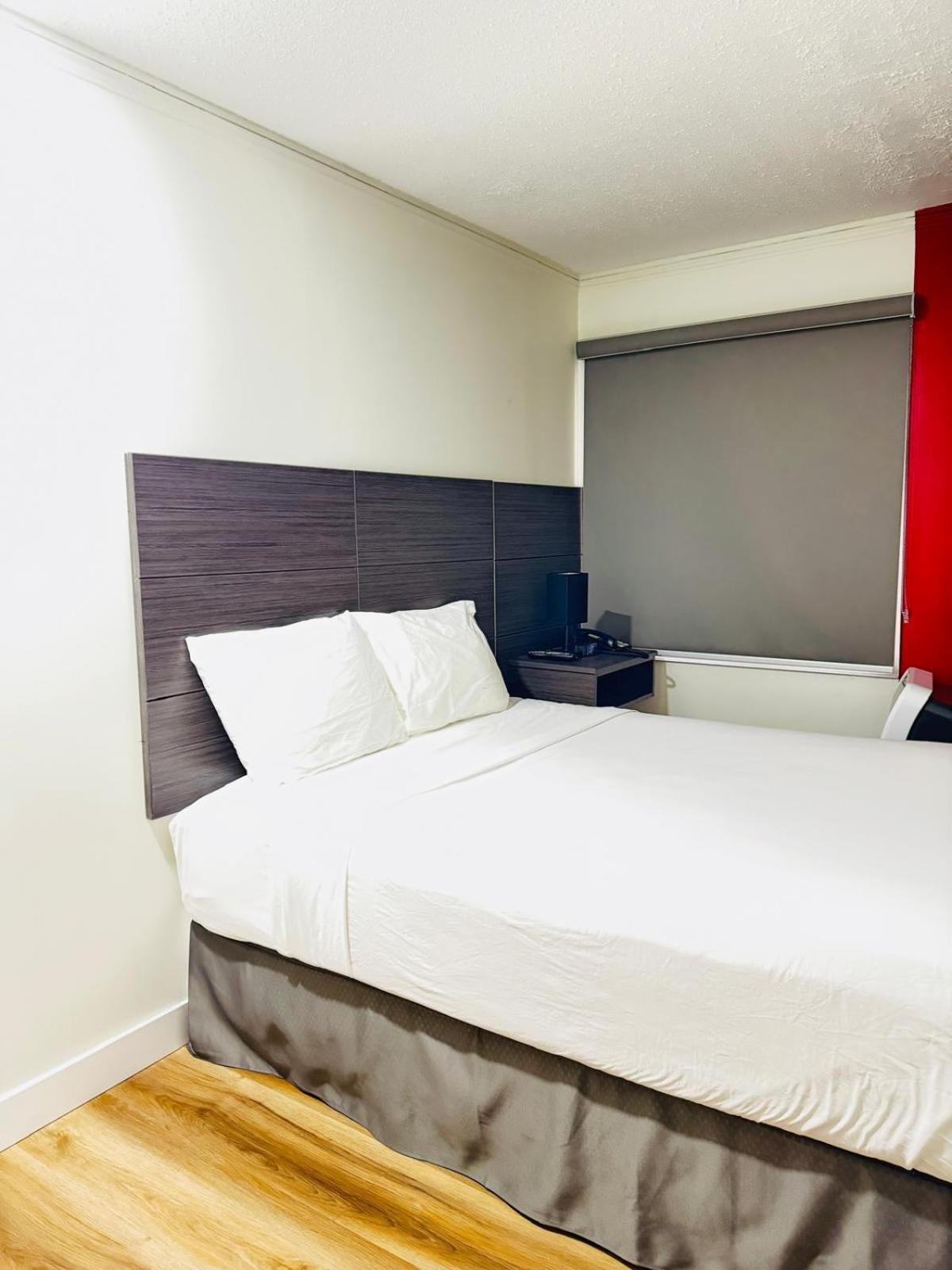 Ramada By Wyndham Dawson Creek Hotel Exterior photo